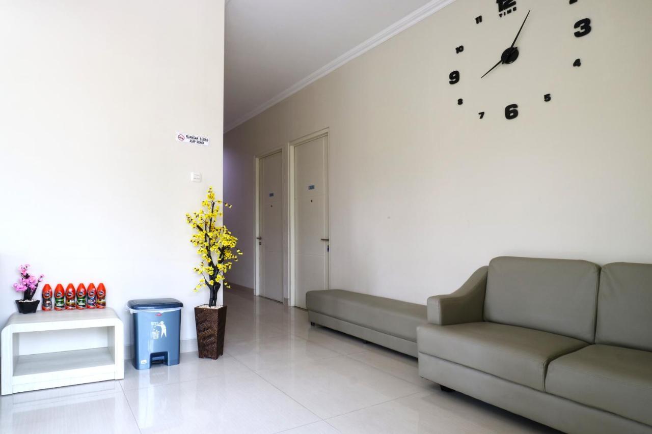 Velozip Kos Exclusive Apartment Surabaya Bagian luar foto