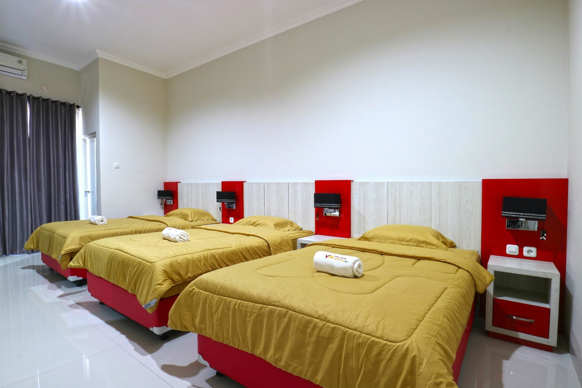 Velozip Kos Exclusive Apartment Surabaya Bagian luar foto